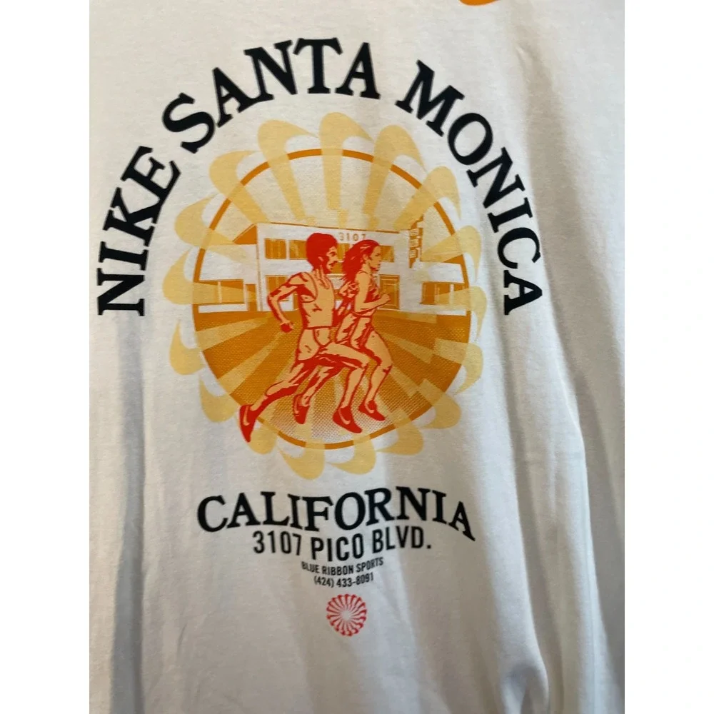 The Nike Tee NIKE SANTA MONICA Men's‎ XXL Dri-Fit T-Shirt Casual